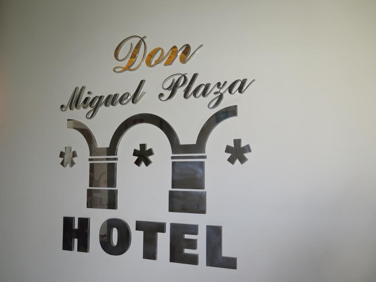 Hotel Don Miguel Plaza Берха Екстер'єр фото